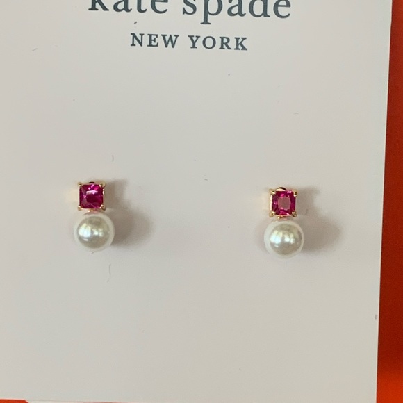 Kate Spade! Pearl Stud Earrings - Picture 5 of 6